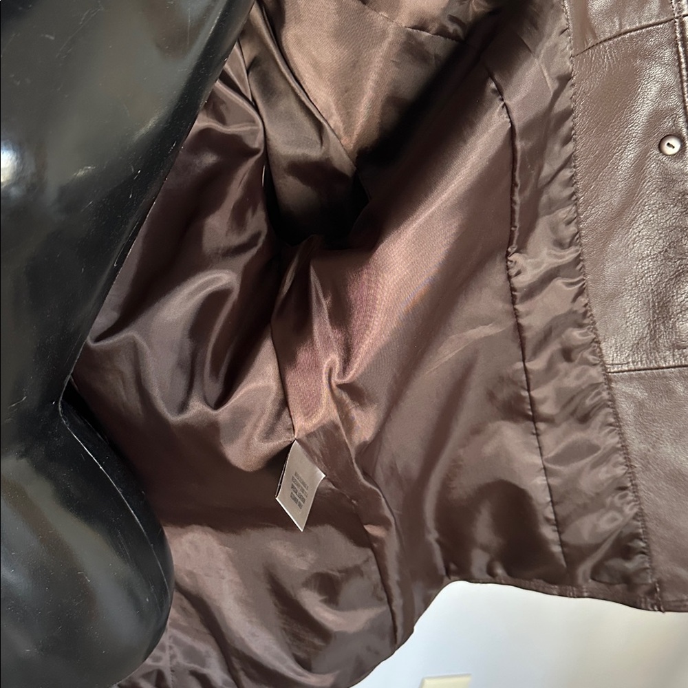 M Julian EUC size L genuine soft brown leather jacket. 3 button front w/ pockets - Picture 6 of 11